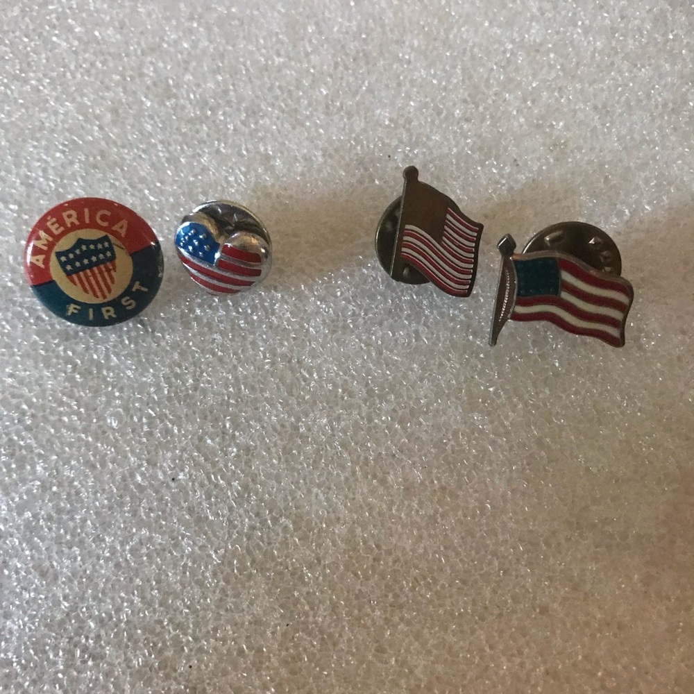 American Flag Lapel Pin Set - Red, White & Blue